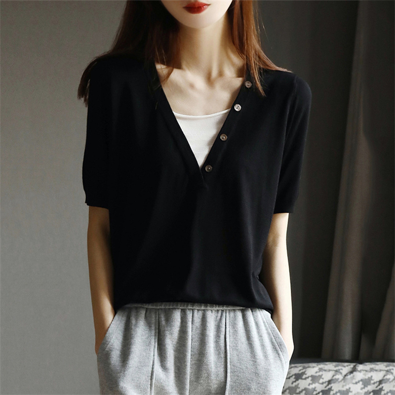 Counter shopping malls have withdrawn the first-line export cut-off single-tail single women's fake two-piece V-neck summer thin short-sleeved T-shirts