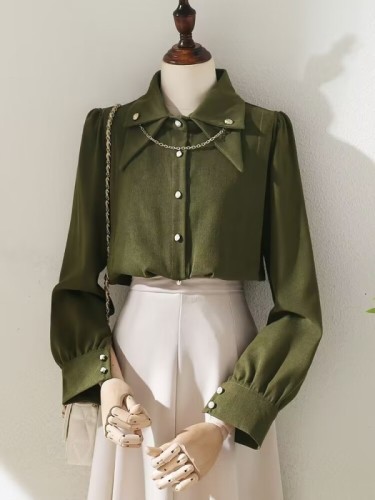 Brushed corduroy shirt women's autumn and winter new design chain retro long-sleeved shirt thickened bottoming top