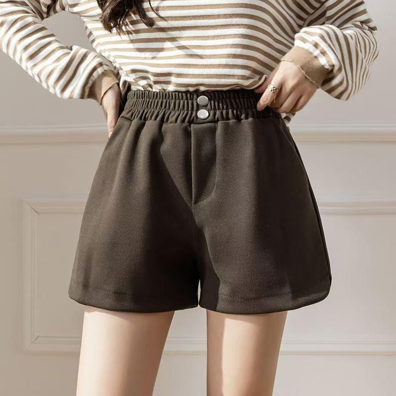 Retro Mao Woors Wide Pants Female Autumn and Winter New high waist Slender shorts Popularly wearing A -line pants boots