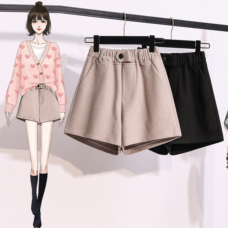 Actual shot of large size pants for women in autumn and winter with elastic waist and woolen shorts for outer wear, leggings and boot pants, good quality
