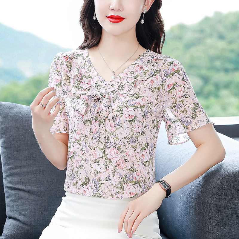 Spot goods!  Intersection  Flower small shirt women summer new versatile ruffled short -sleeved shirt chiffon