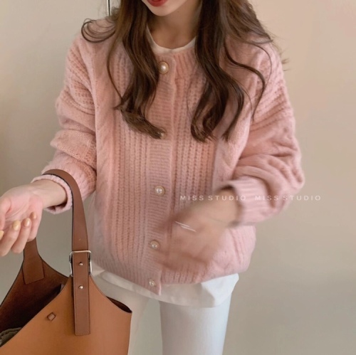 Korean gentle twist sweater for women's spring clothes new loose, lazy, soft and glutinous temperament knitted cardigan jacket trendy