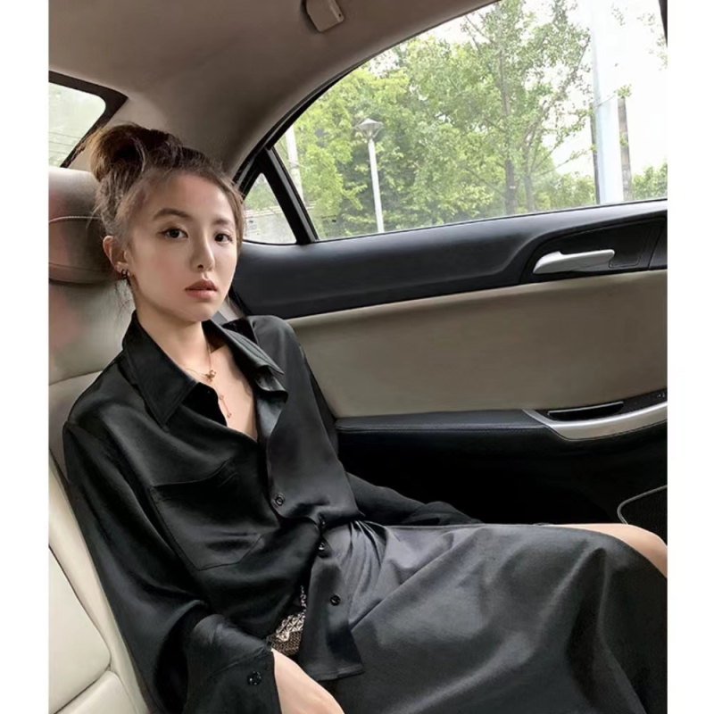 Haute couture small light luxury silky glossy long-sleeved shirt for women in summer new satin sun protection top