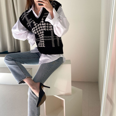 Korean chic autumn new style ghost horse girl V-neck pullover top straight slim sleeveless vest vest vest for women
