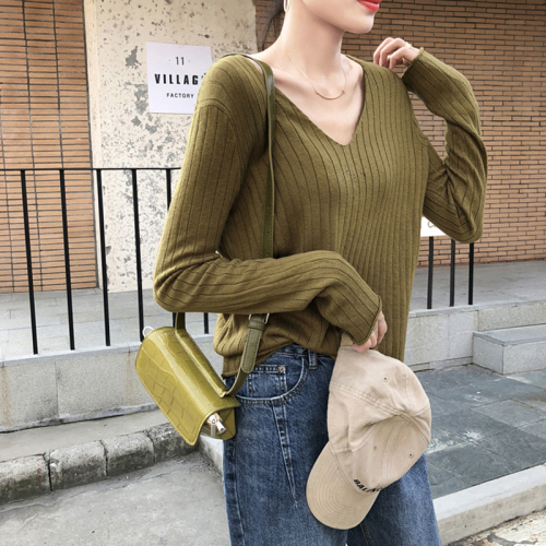 Lazy style long-sleeved autumn clothes for women wearing loose pullover v-neck spring and autumn T-shirt knitted Korean style versatile top