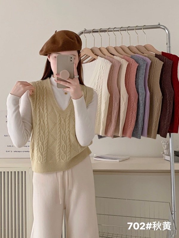 New spring and autumn tops for women's horse clip college style vest knitted vest shirt with sweater and waistcoat