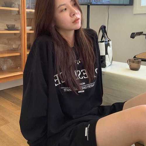 plus velvet/thin style for women, round neck sweatshirt with plus velvet thin style for autumn and winter