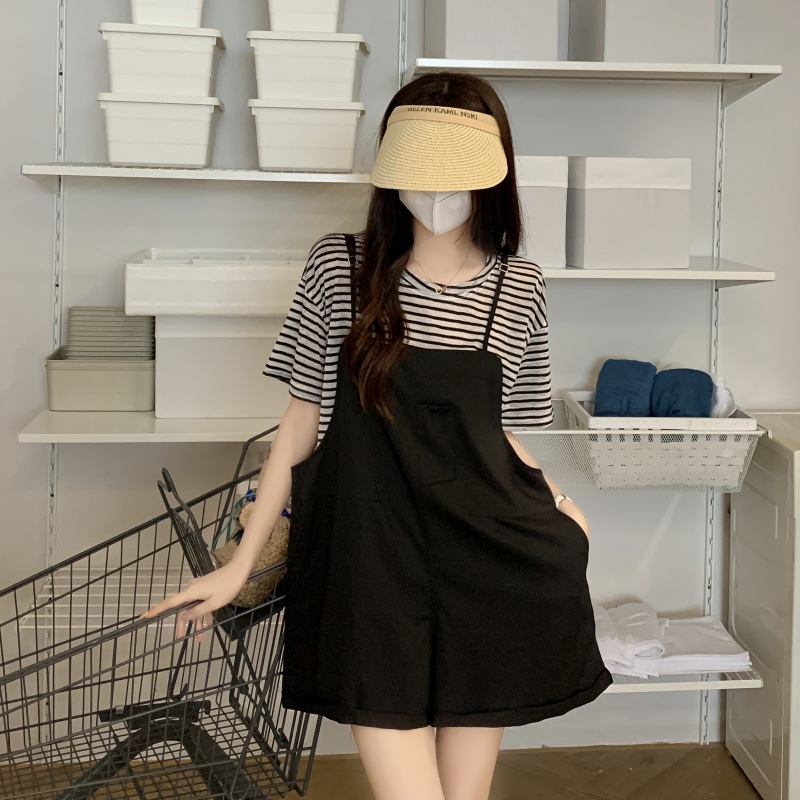 Large size women's fat girl fashionable strap shorts suit covers flesh and fashionable slightly fat and slimming two-piece set real shot