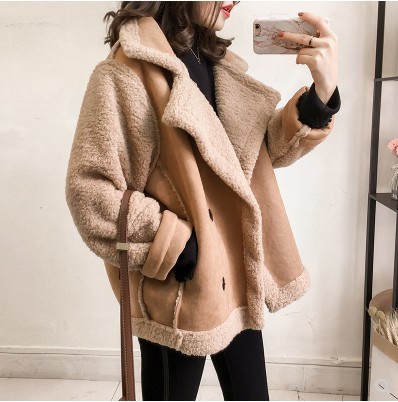 New large lapel lamb fur coat for women in winter loose BF style fur integrated suede motorcycle jacket trendy