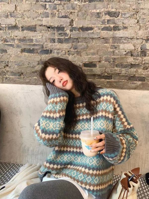 Zhang Beibei ibell Fair Island romantic jacquard pullover sweater autumn and winter new design loose long-sleeved top