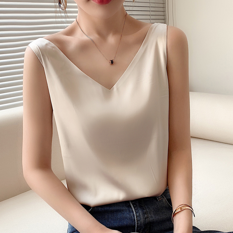 Silk acetate suspender vest for women with small suit base, satin, mulberry silk summer French white top trendy
