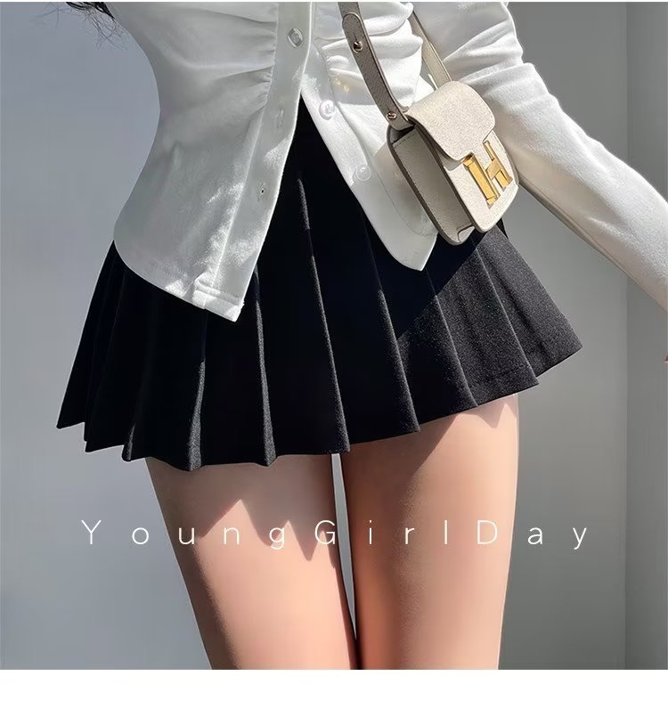 All-match loose and casual jk pleated short skirt for women in summer new large size fat mm high waist slim anti-exposure skirt