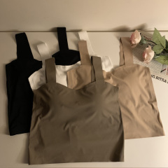 Spring ice silk inner wear sexy suspender vest for women with slim fit and beautiful back strapless breasts and breasts