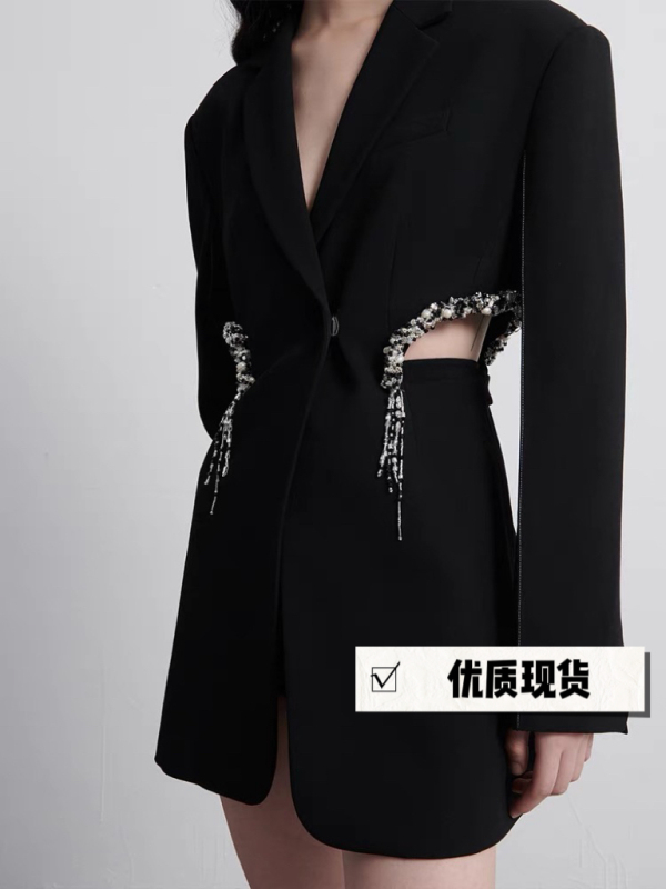 Niche design and diamond-inlaided suit jacket in autumn new Korean version waist-hugging and slimming street-floating suit