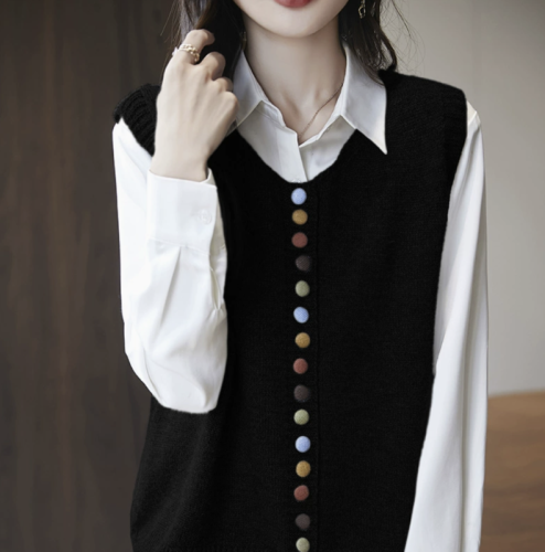 Artistic sleeveless vest women's sweater for autumn new knitted cardigan retro horse clip vest vest layered top