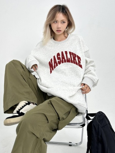 Thickened large sweater round neck autumn and winter style Harajuku BF pullover round neck sweater versatile women's loose top