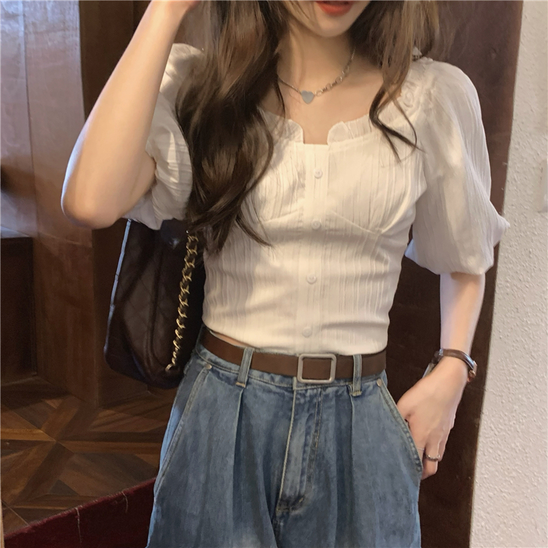 Real-life auction and real-price!  Korean version of summer design niche gentle short square neck fashionable top women puff sleeve shirt