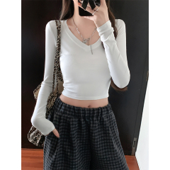 Spring new V-neck short long-sleeved T-shirt ins style hot girl Korean slim base top