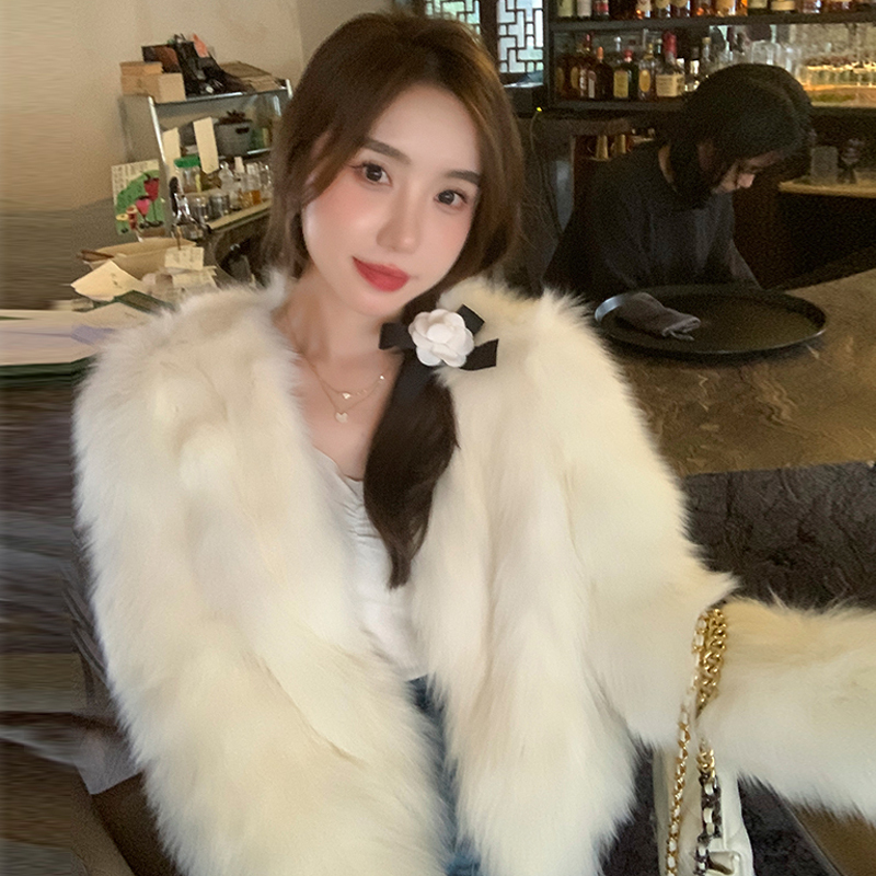 New winter imitation fox fur young fur coat for women short small eco-friendly fur thick coat