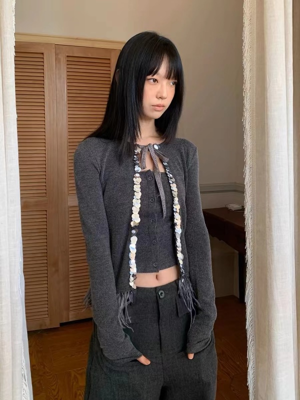 Gray autumn and winter broken diamond beads fake two-piece hem feather casual knitted cardigan