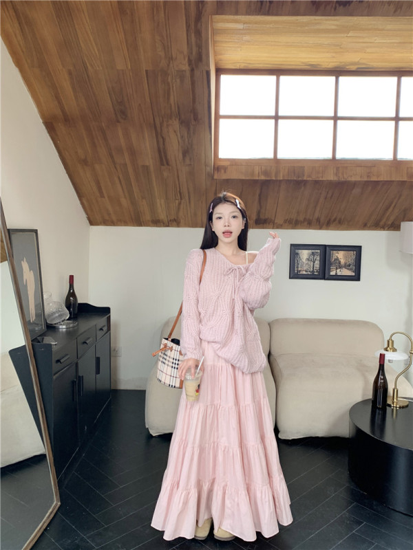 Tender pink autumn suit for women lazy v-neck sweater + two-piece skirt set