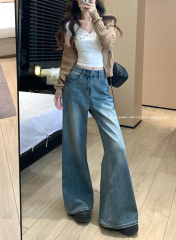 New high-waist stretchy jeans in early spring