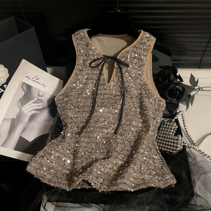 Glittering and adorable ballet style hollow bow matte pearly slim vest sequin top