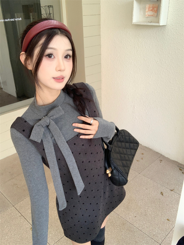 French temperament skirt square collar vest polka dot short skirt + long sleeve inner bow-knot base shirt