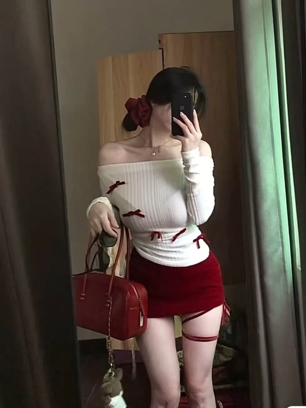 Velvet bow, one-length collar base shirt for women in autumn and winter warm long-sleeved top + red skirt