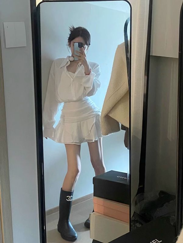 Super high-end and beautiful ruffled shirt dress early autumn new small waist-hugging skirt women's clothing spring
