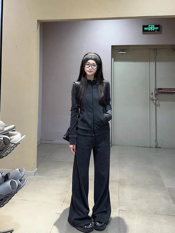 Korean fashion plus velvet striped suit for women in autumn new stand-up collar top floor pants high-end two-piece set