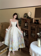 Plant a garden, hand-positioned heavy-duty printed suspender dress, waist-hugging and slim long skirt