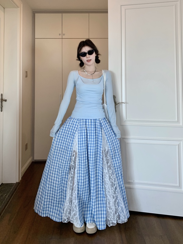 Slim long-sleeved T-shirt slim top + lace lace spliced ​​blue plaid skirt suit