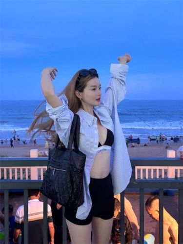 Striped long-sleeved shirt with inner and outer design niche design shirt