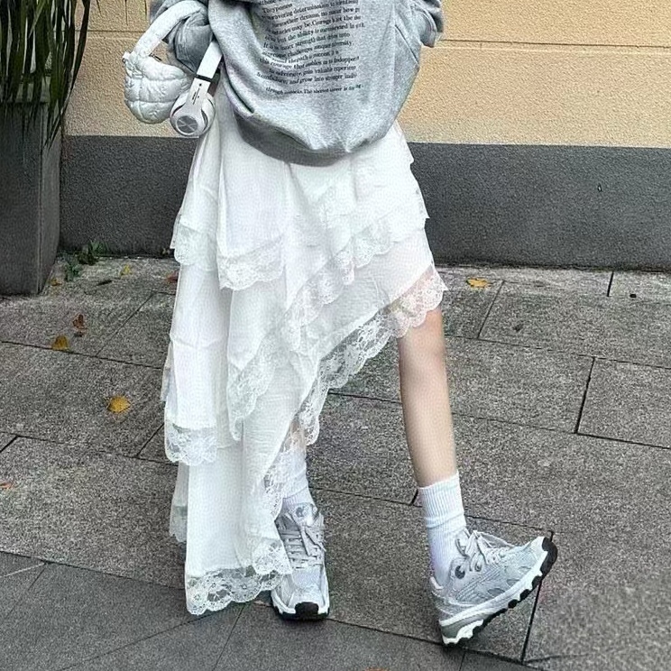 Korean style lace multi-layer retro irregular elastic waist niche design versatile white skirt for women