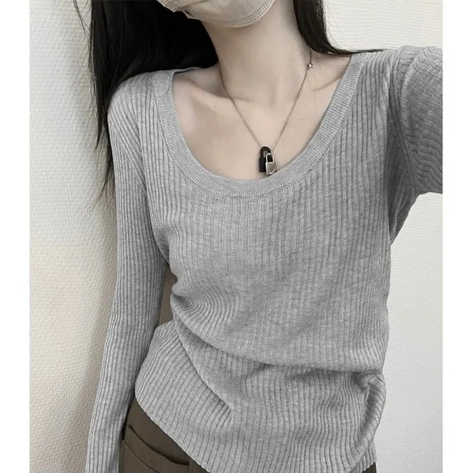 Dark gray U-neck Korean long-sleeved T-shirt for women in spring and autumn low collar and knitted base shirt soft sweater collarbone top