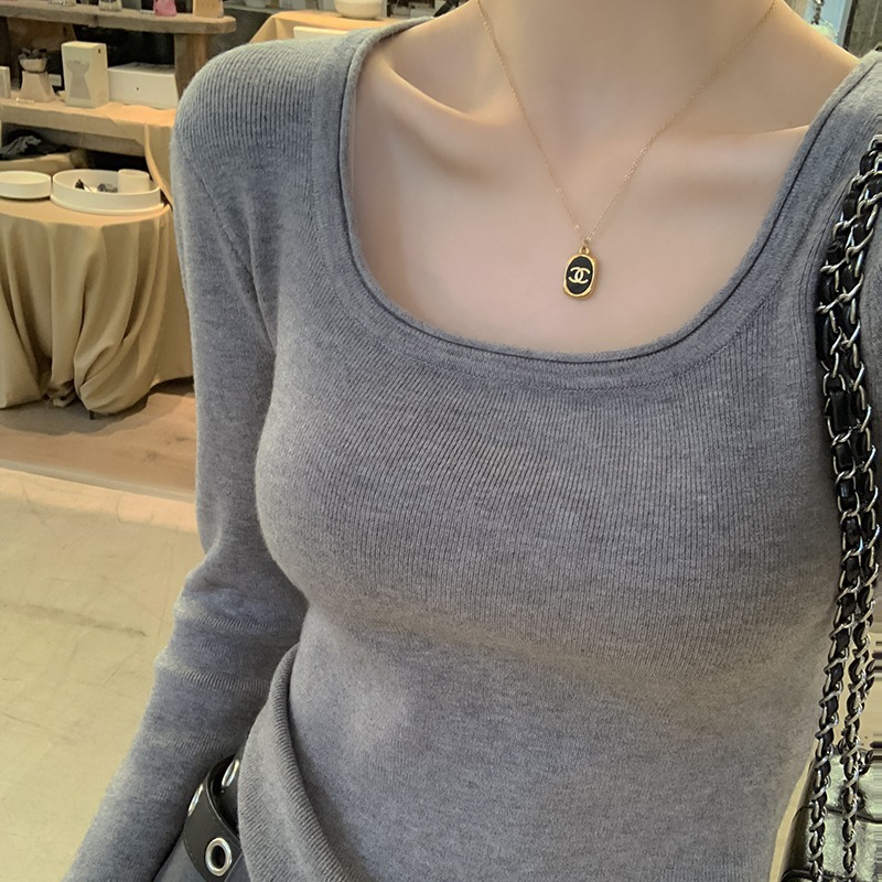 Bottom shirt for women in spring and autumn high-end style new style early spring inner wear gray slim sweater square collar sweater top