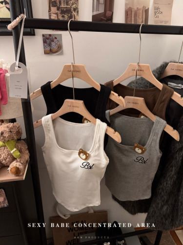 Spring and summer embroidered letters bear inner strap vest for women slim fit beautiful back strapless breasts and outer wear