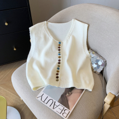 Retro casual and fashionable rainbow button knitted vest vest vest for women new layered versatile top