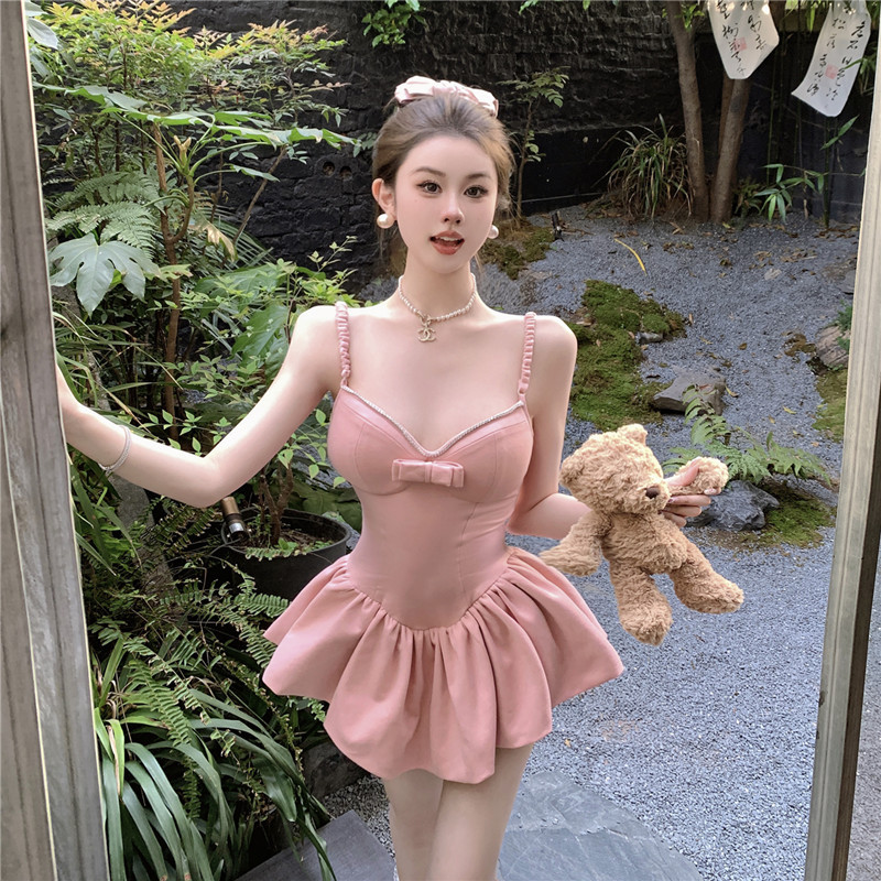 Pure nail diamond V-neck suspender A-line puffy dress pants short skirt summer sweet