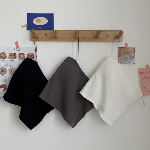 Official photos are priced. White strapless underwear suspender vest. short hot girl's beautiful back wrap top