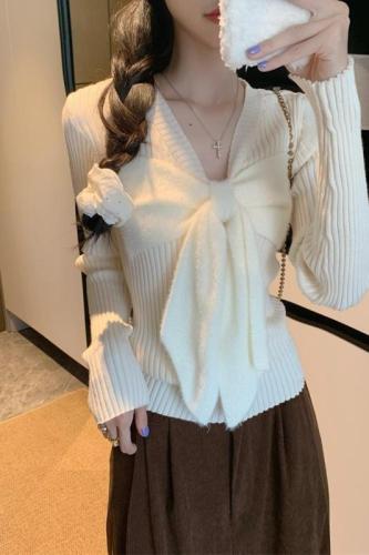 Long-sleeved soft glutinous sweater for women with bows and slim fit thick sweater base shirt top