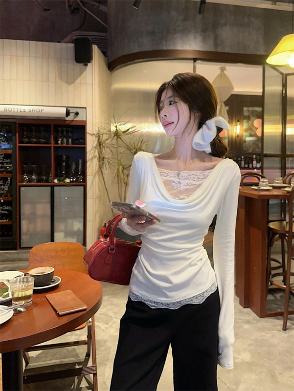 White lace lace long-sleeved base T-shirt for women's spring design pure and slanted shoulder splicing top