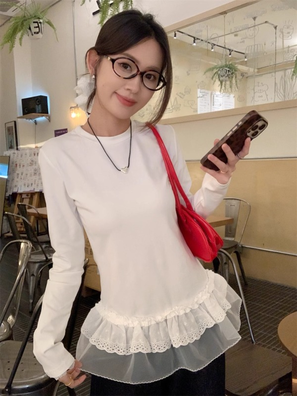 Lace lace T-shirt for women in autumn and winter slim round neck long sleeves inner bottom shirt white sweet and spicy tights