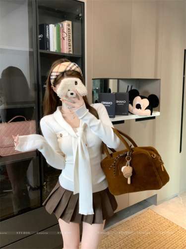 Lace-up sweater for women with inner and outer lace-up V-neck versatile top for women