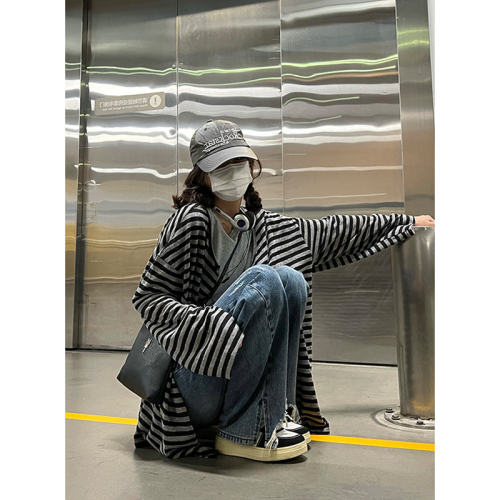 Thin cardigan sweater for women Korean style loose oversize lazy style long-sleeved striped jacket