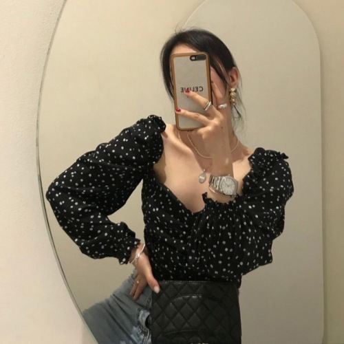 Chic square collar short top for women's spring and autumn design new French retro long-sleeved floral shirt