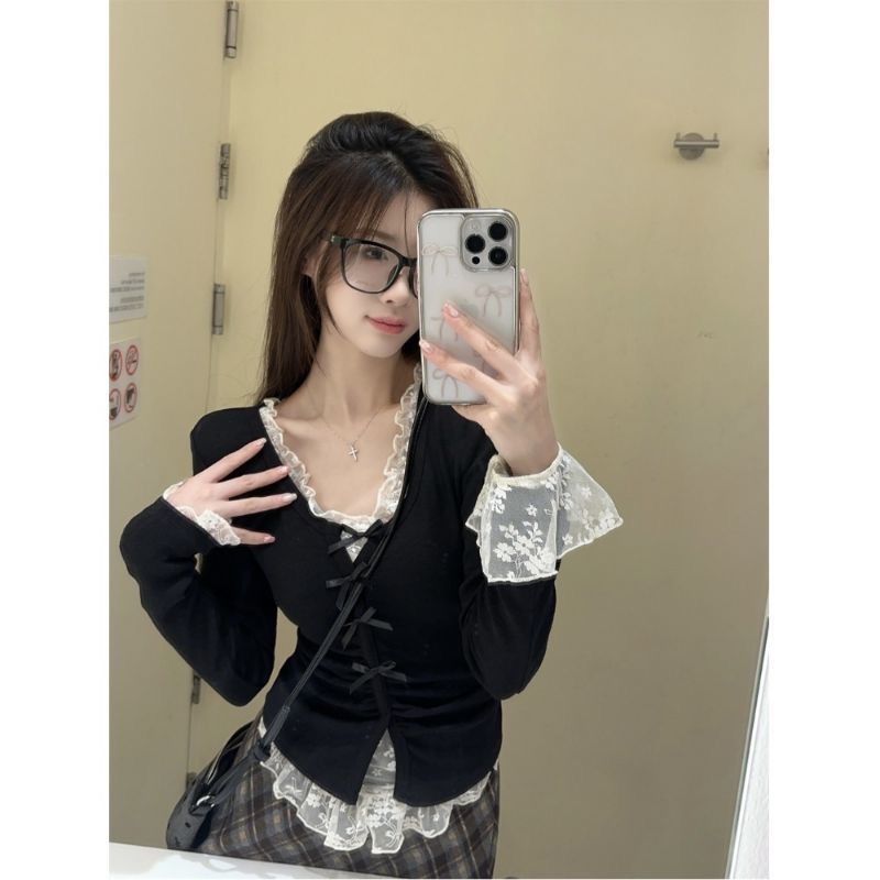 Lace base shirt + black T-shirt long-sleeved slimming two-piece top