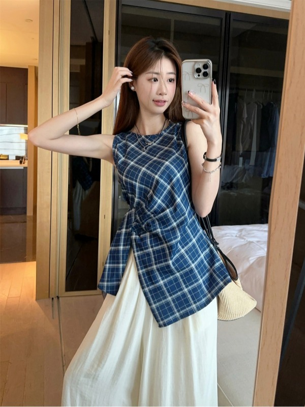 French plaid waist-pinching slim side-slit sleeveless neck halter shirt + high waist slimming wide-leg pants