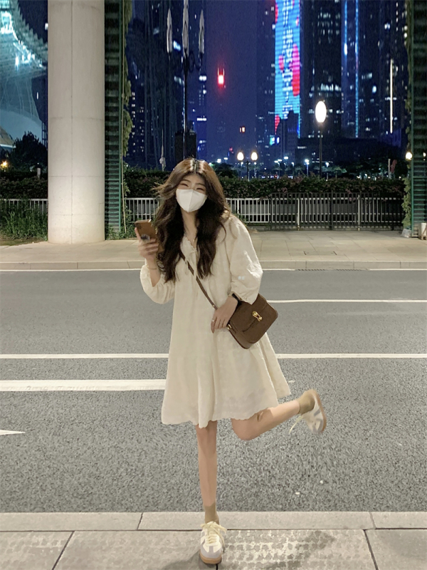 French V-neck first love dress for women short skirts, high-end niche design skirt